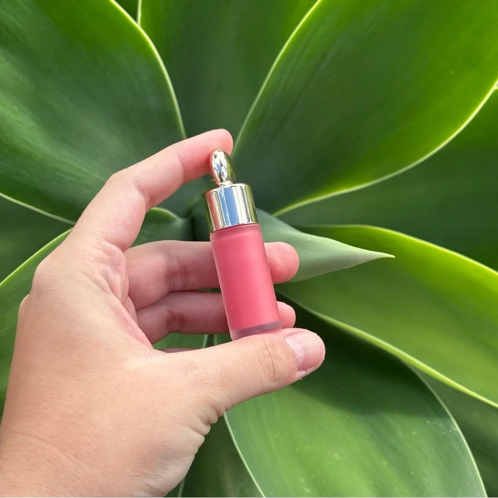 Rare Beauty Mini Blush • Happy